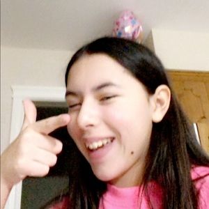 Meet your Posher, Hailey